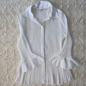 White CATO Size Medium Blouse